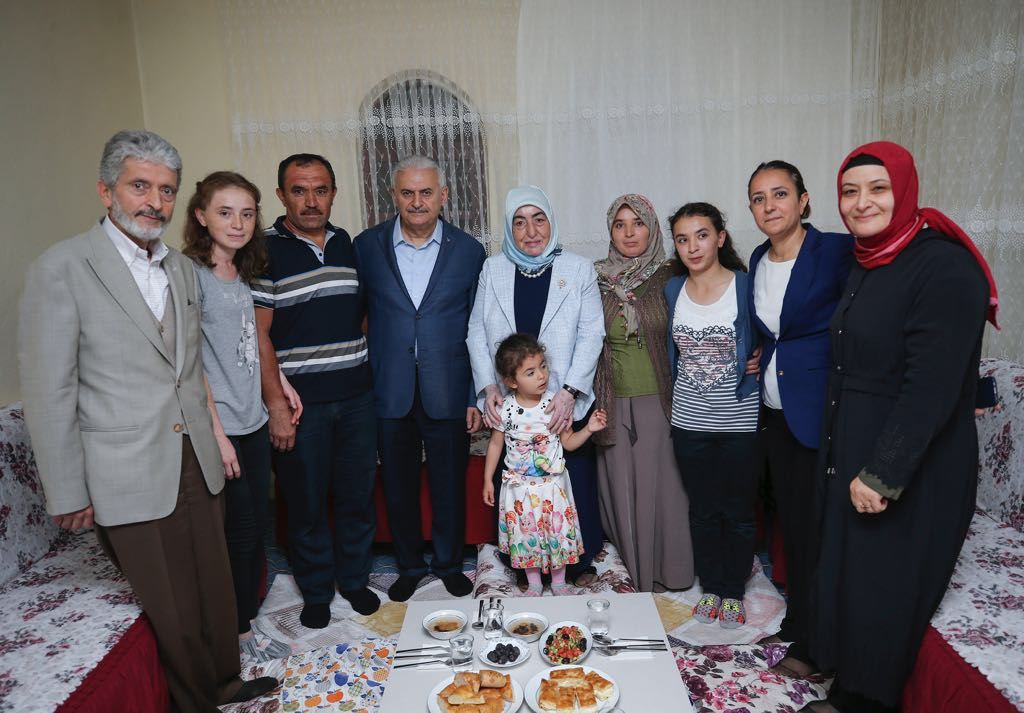 BAŞKAN TUNA BAŞKENTLİLERLE İFTAR SOFRALARINDA BULUŞUYOR