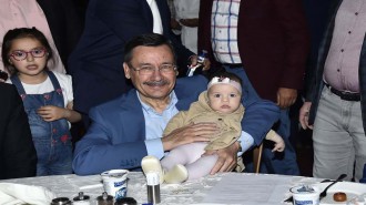 MELİH GÖKÇEK'İN İFTAR KONUĞU İMAM HATİPLİLER