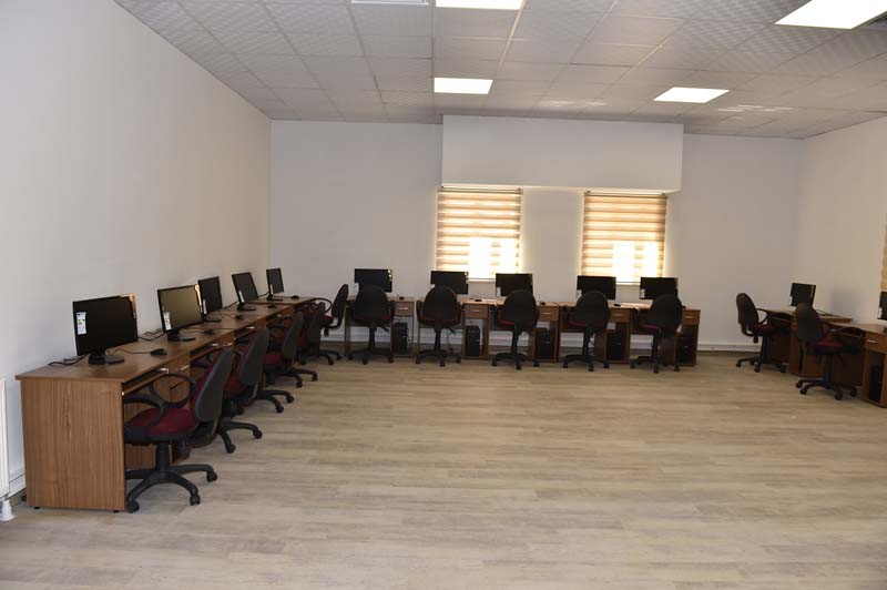 YAHYALAR AİLE YAŞAM MERKEZİ, ÜYELERİNİ BEKLİYOR