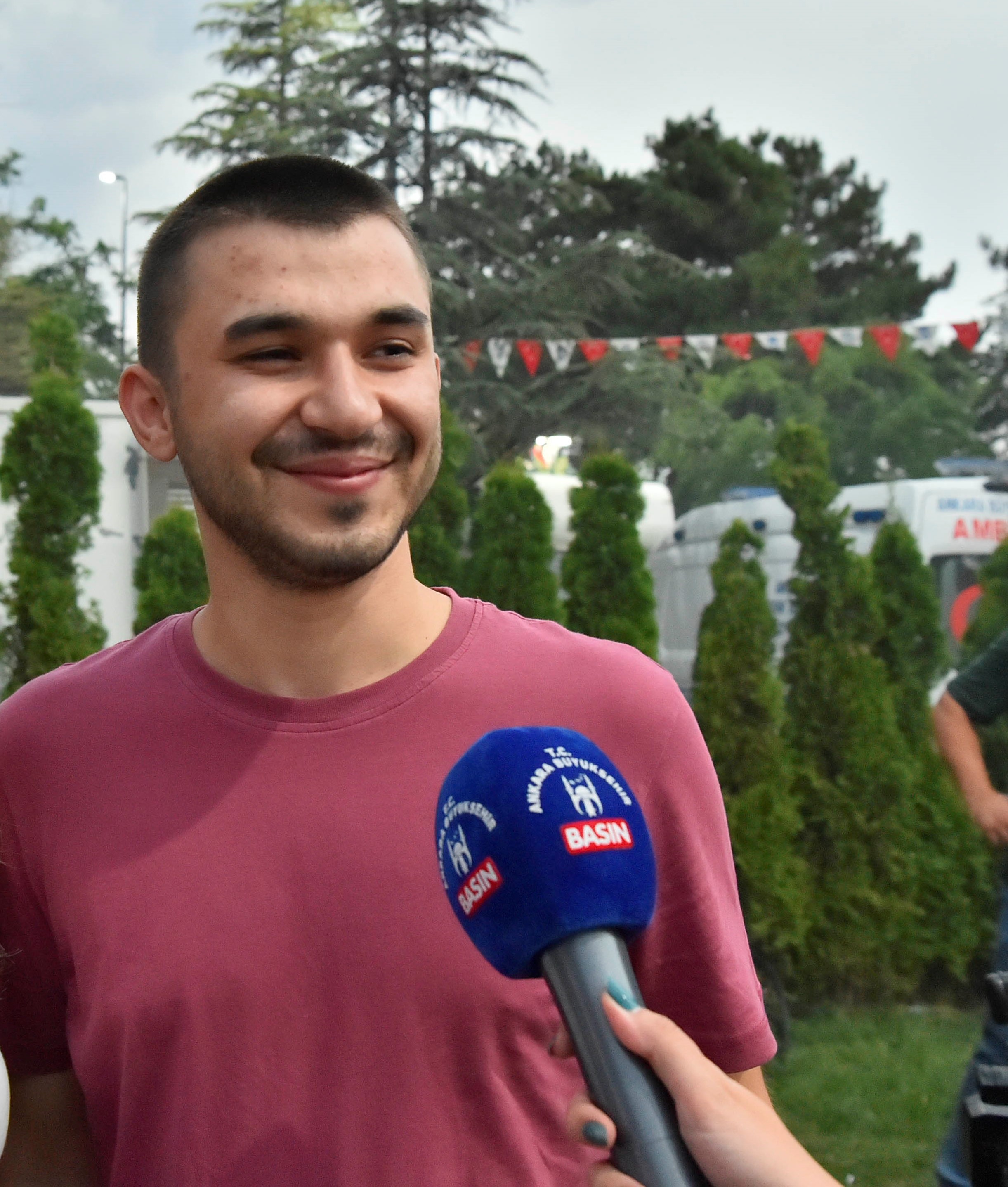 BAŞKENTTE SAKİLER VE MANGA RÜZGÂRI ESTİ