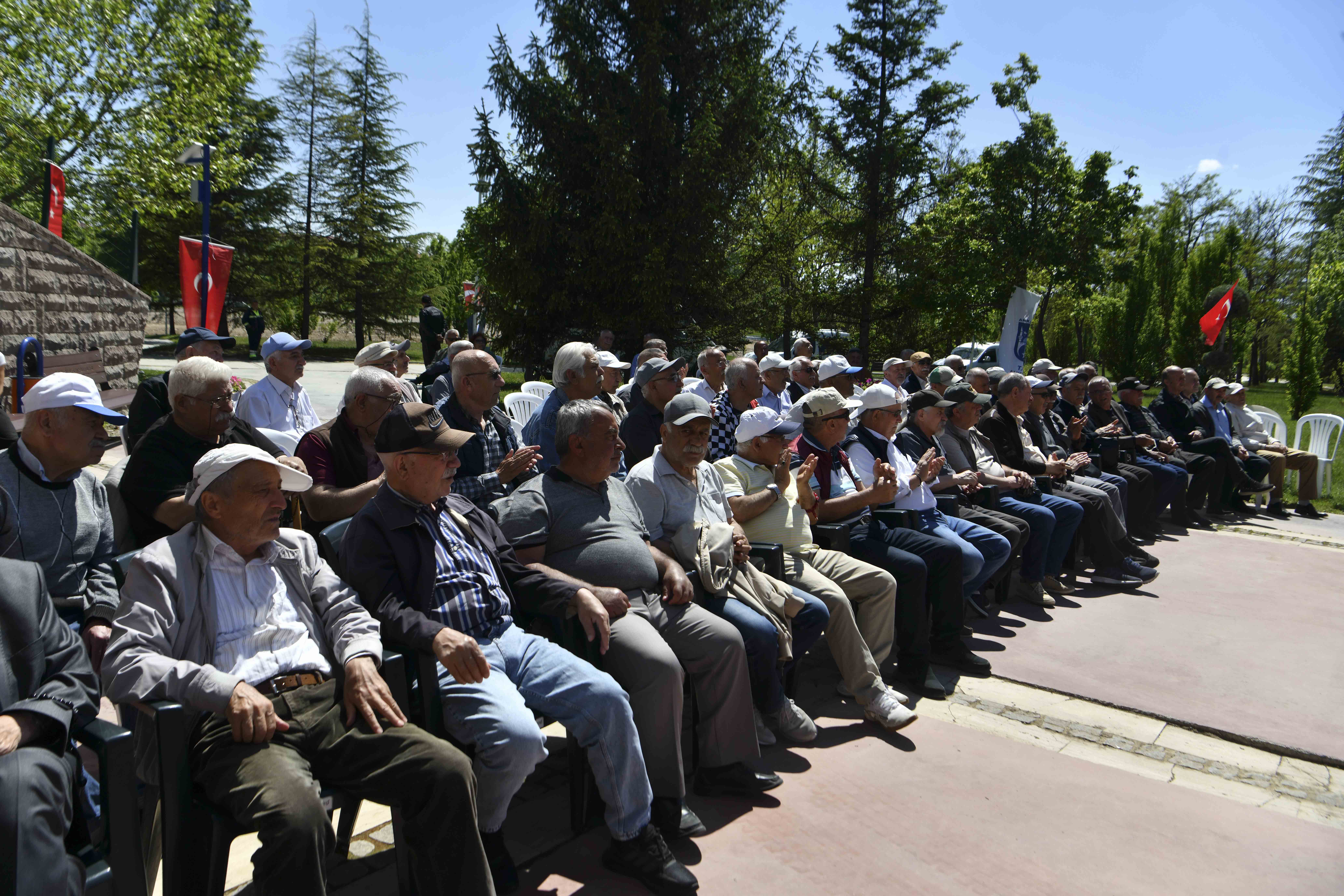 19 MAYIS ATATÜRK’Ü ANMA GENÇLİK VE SPOR BAYRAMI KUTLAMALARI BAŞKENTTE ŞÖLENE DÖNÜŞTÜ