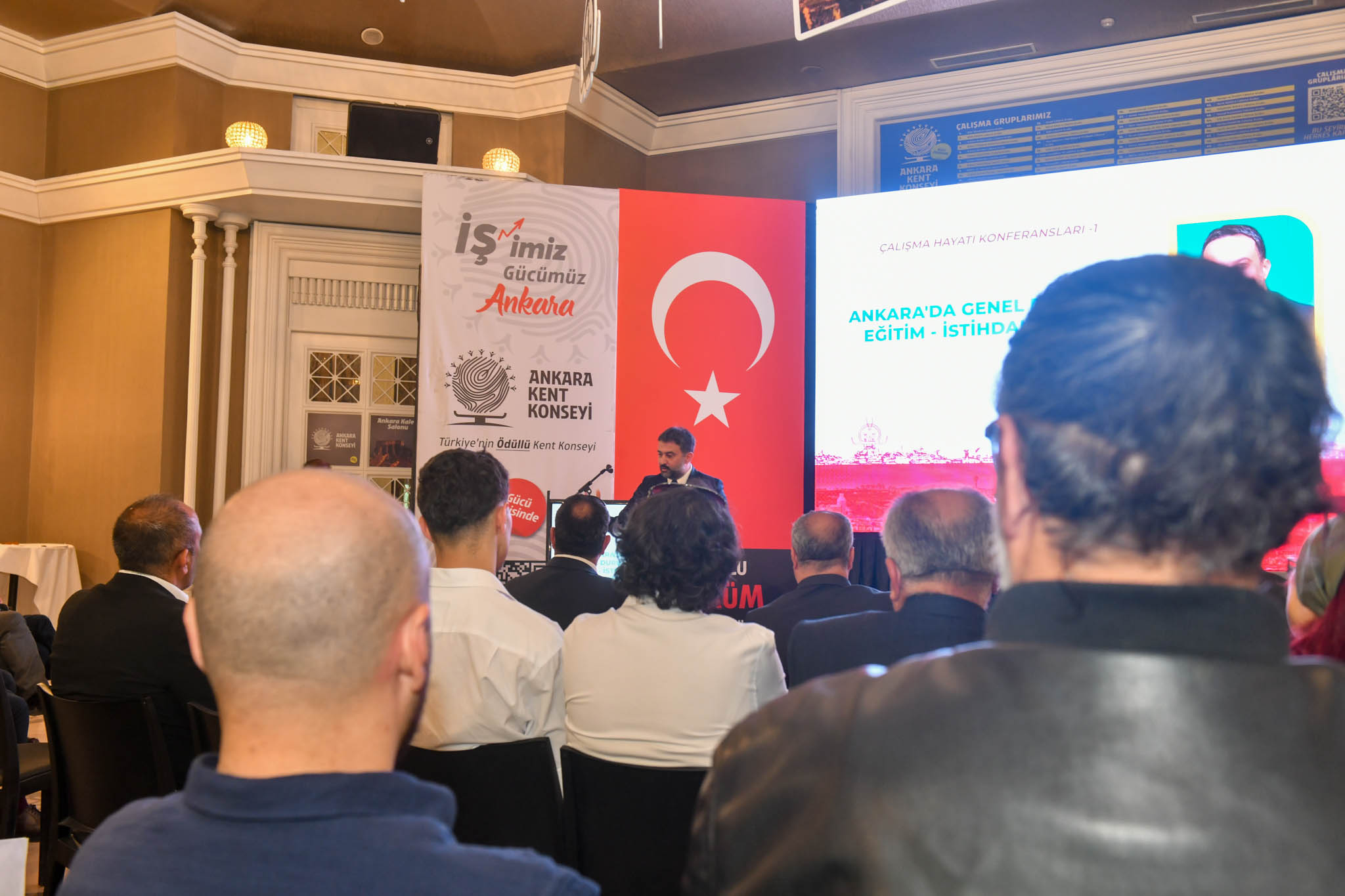 AKK’DE “ÇALIŞMA HAYATI KONFERANSLARI” SERİSİNİN İLKİ YAPILDI
