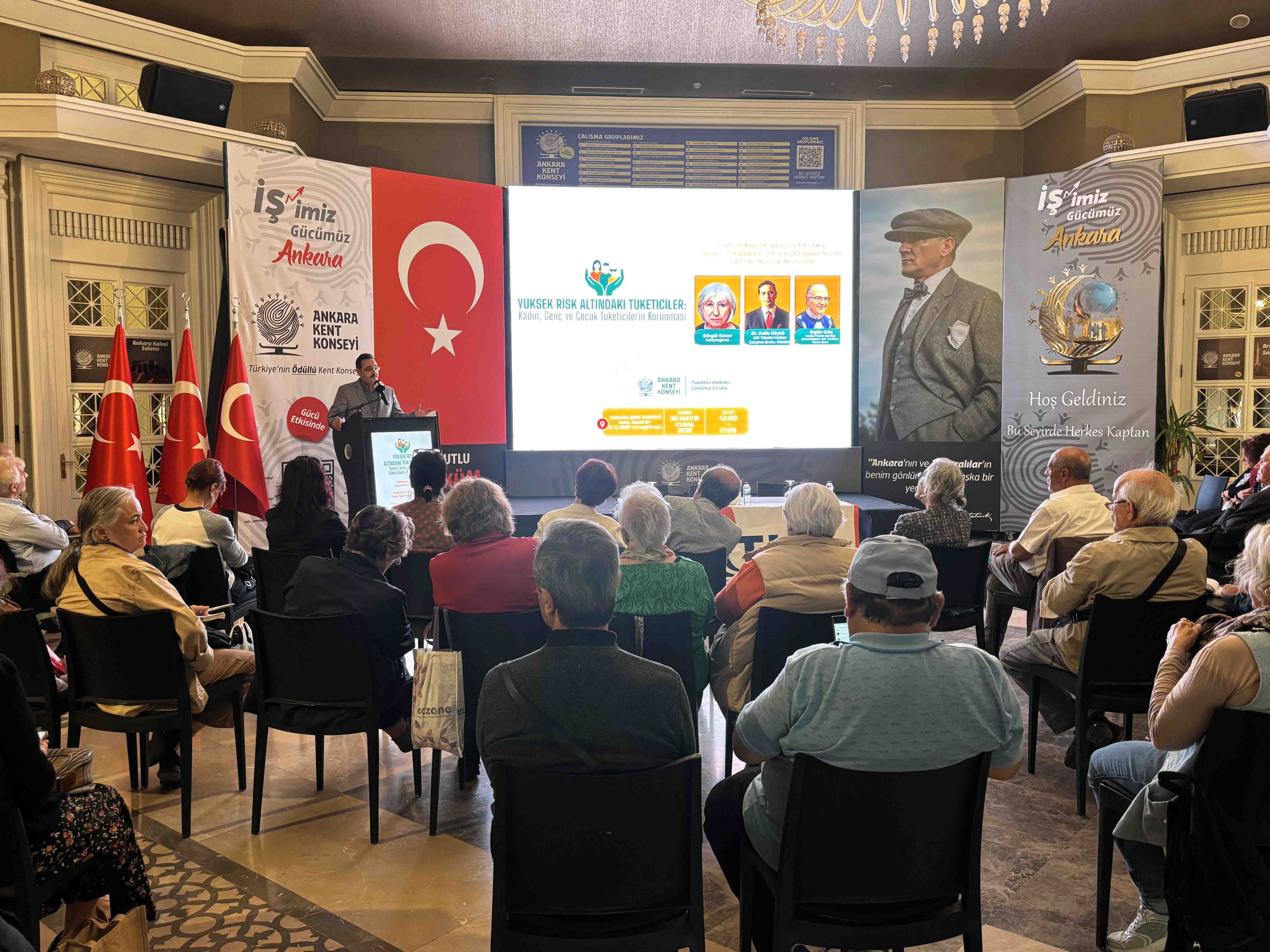 AKK’DE “YÜKSEK RİSK ALTINDAKİ TÜKETİCİLER: KADIN, GENÇ VE ÇOCUK TÜKETİCİLERİN KORUNMASI” PANELİYLE FARKINDALIK OLUŞTURULDU