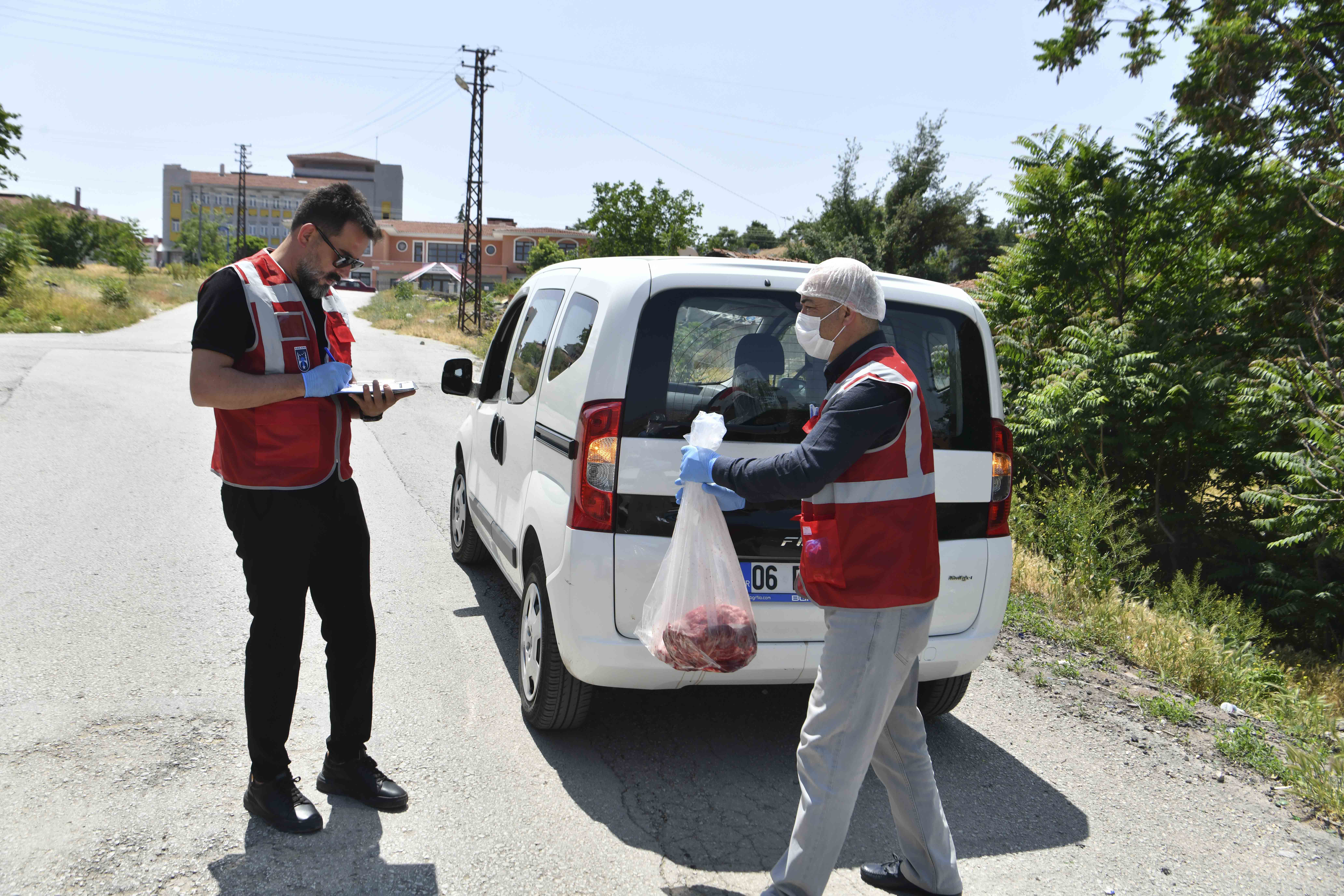 ABB’NİN “ET PAYLAŞIM KAMPANYASI” DEVAM EDİYOR