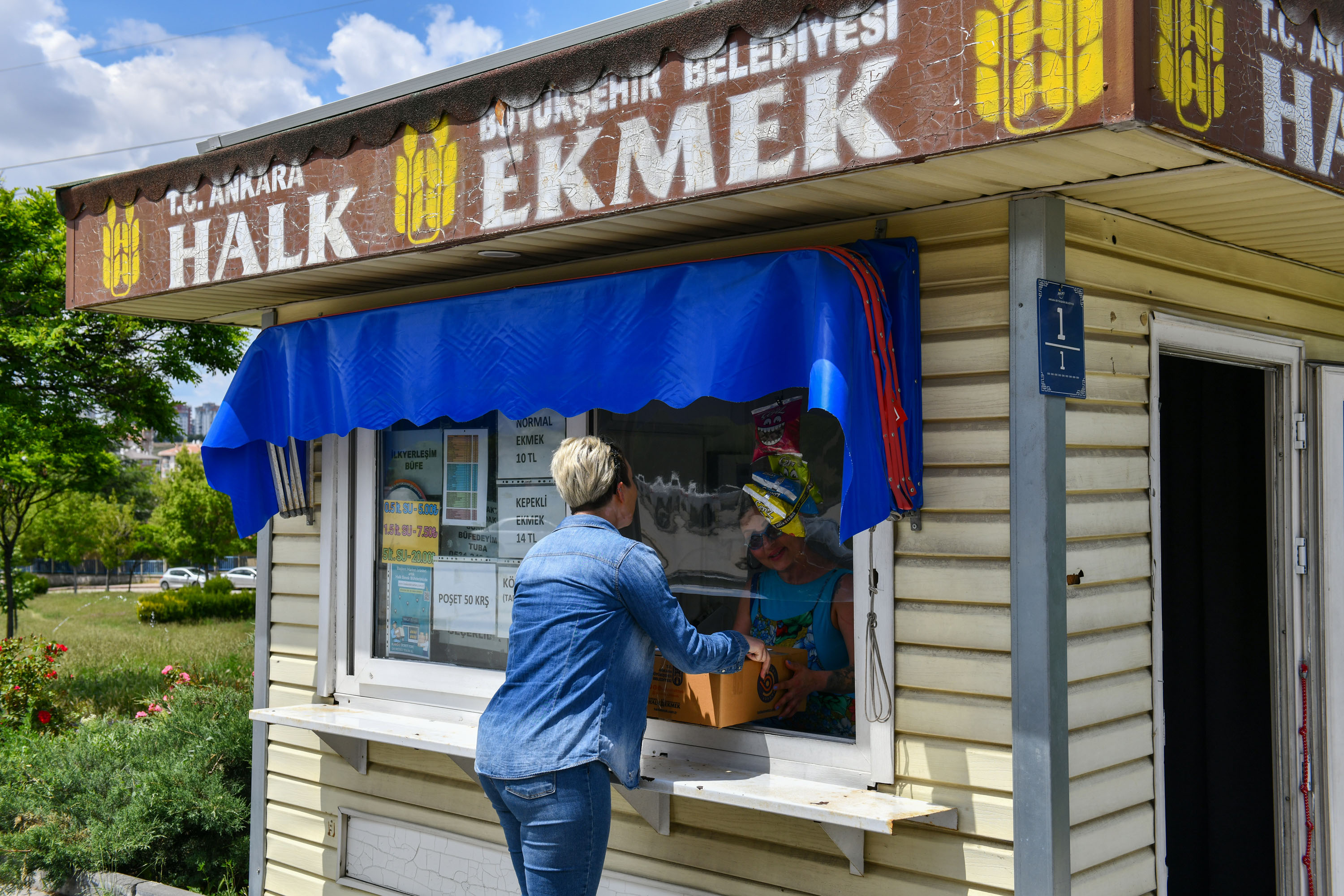 HALK EKMEK’TEN “GEL AL” DÖNEMİ