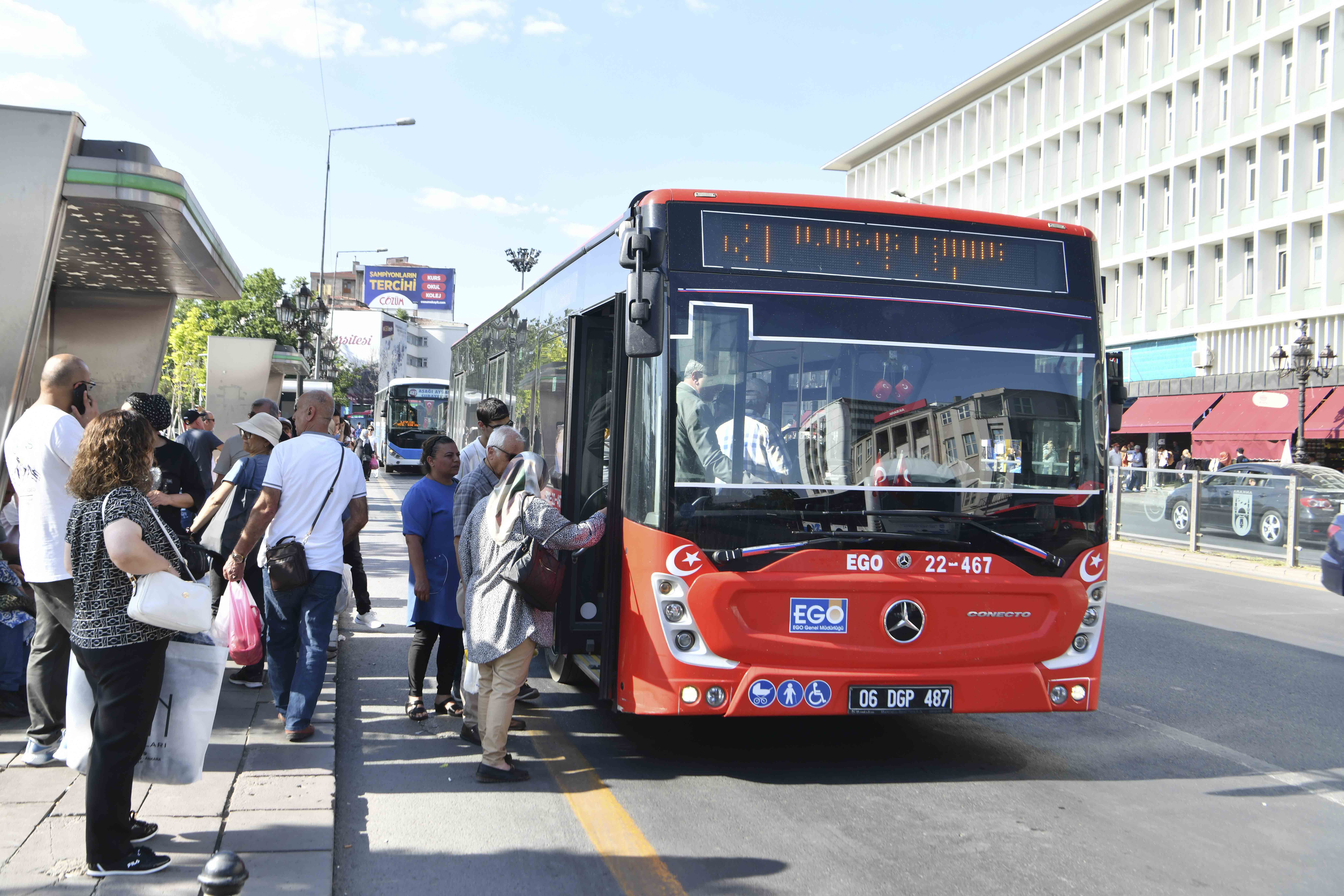 ANKARA’DA METRO–OTOBÜS RİNG HATLARINDA ÜCRETSİZ AKTARMA DÖNEMİ BAŞLIYOR