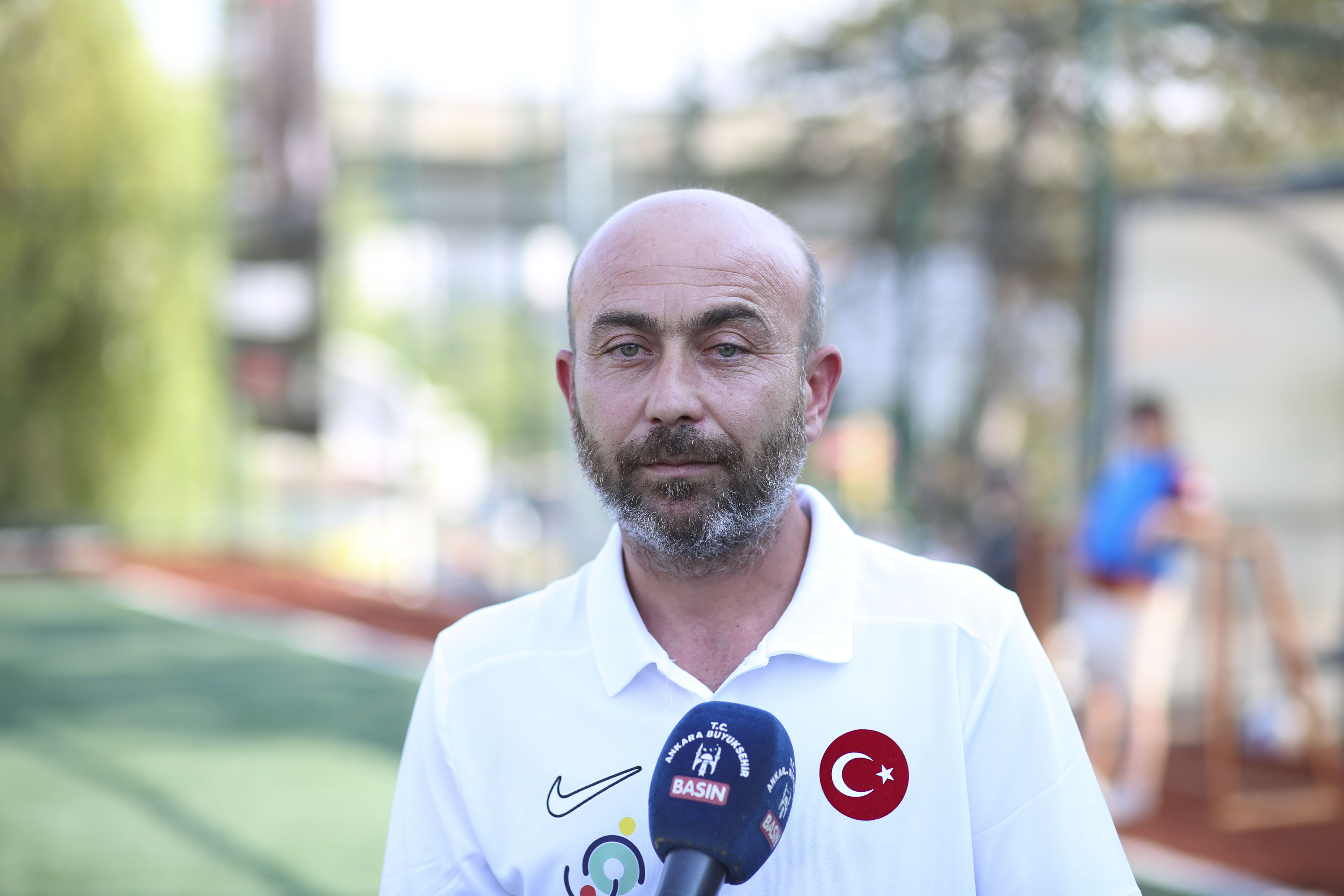 BAŞKENTLİ KIZLAR SAHADA