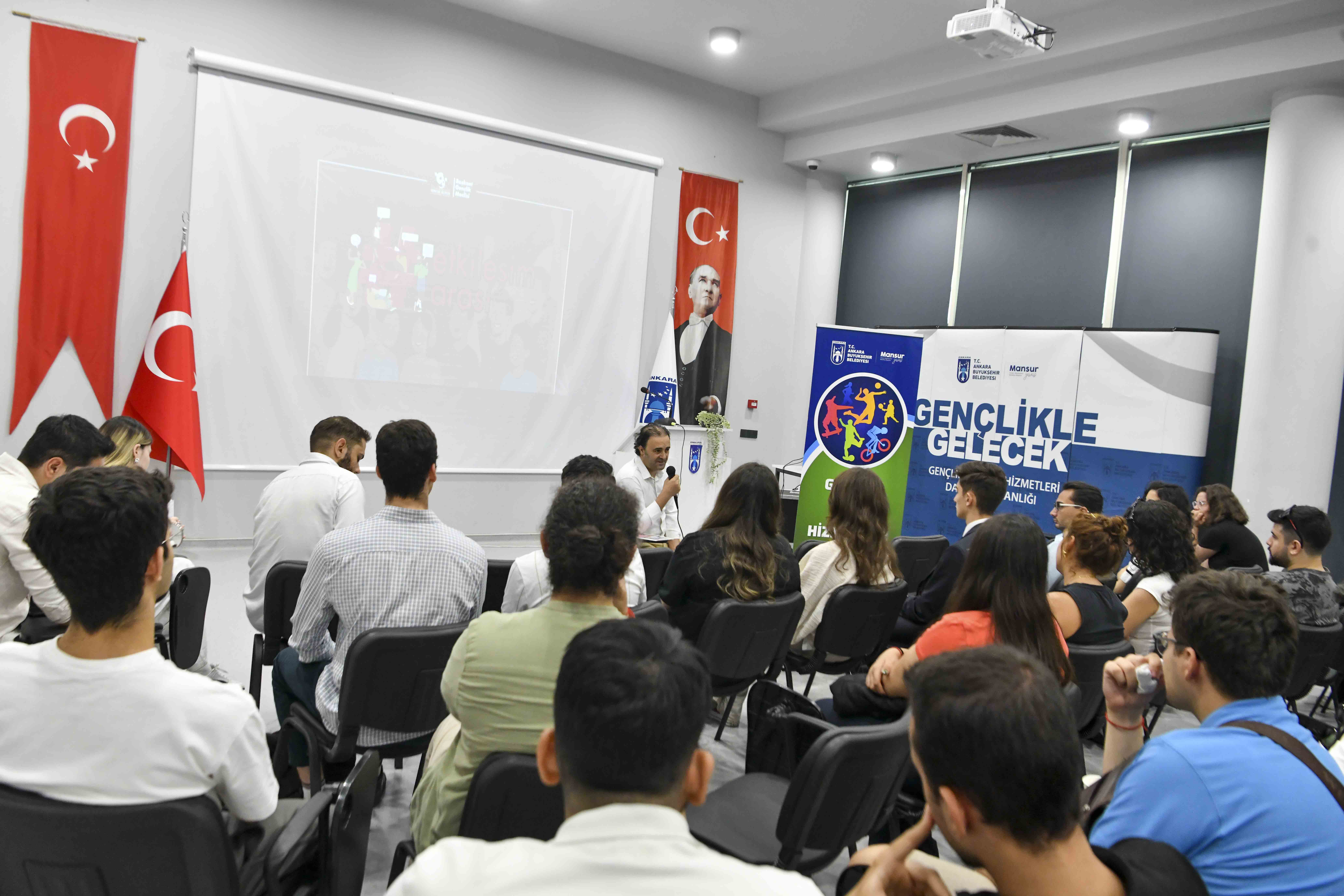 GENÇ AKADEMİ ULUS’TA ‘YEREL GENÇLİK BULUŞMASI’