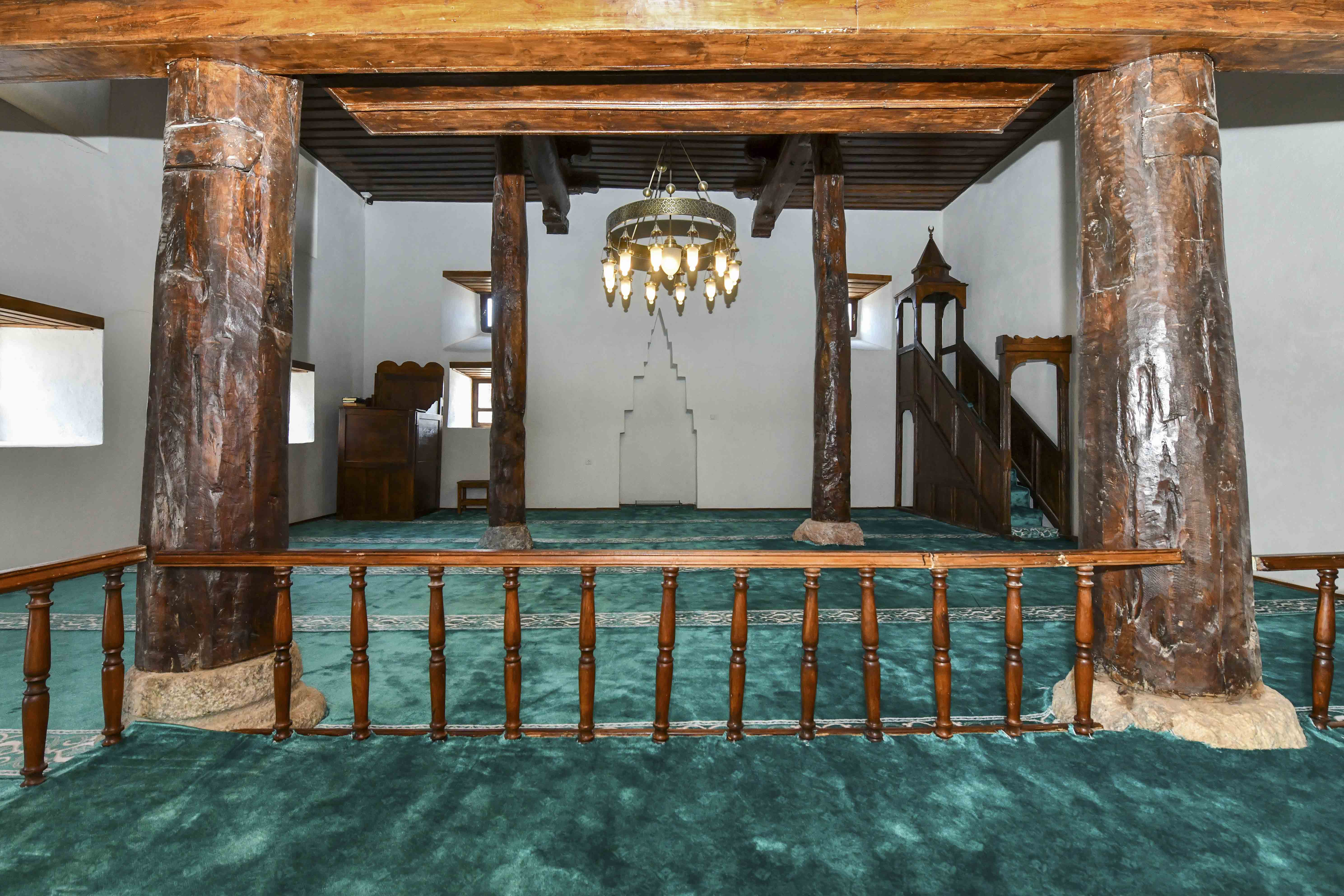 KALECİK YALIM CAMİSİ’NİN RESTORASYON ÇALIŞMALARI TAMAMLANDI