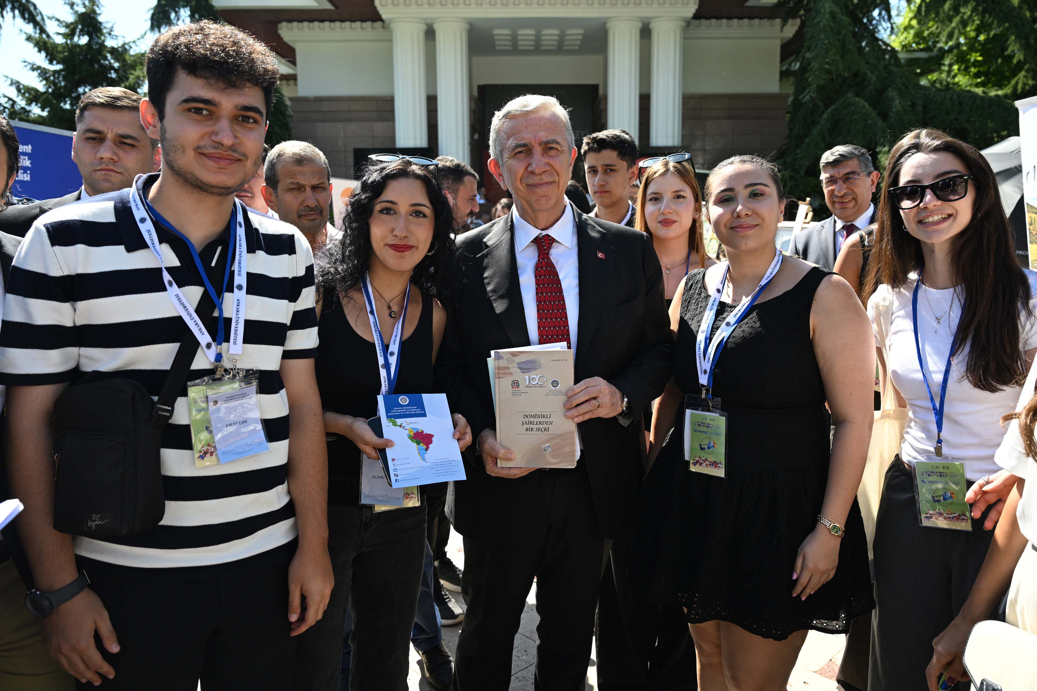 MANSUR YAVAŞ, “12 AĞUSTOS ULUSLARARASI GENÇLİK GÜNÜ BULUŞMASI”NA KATILDI