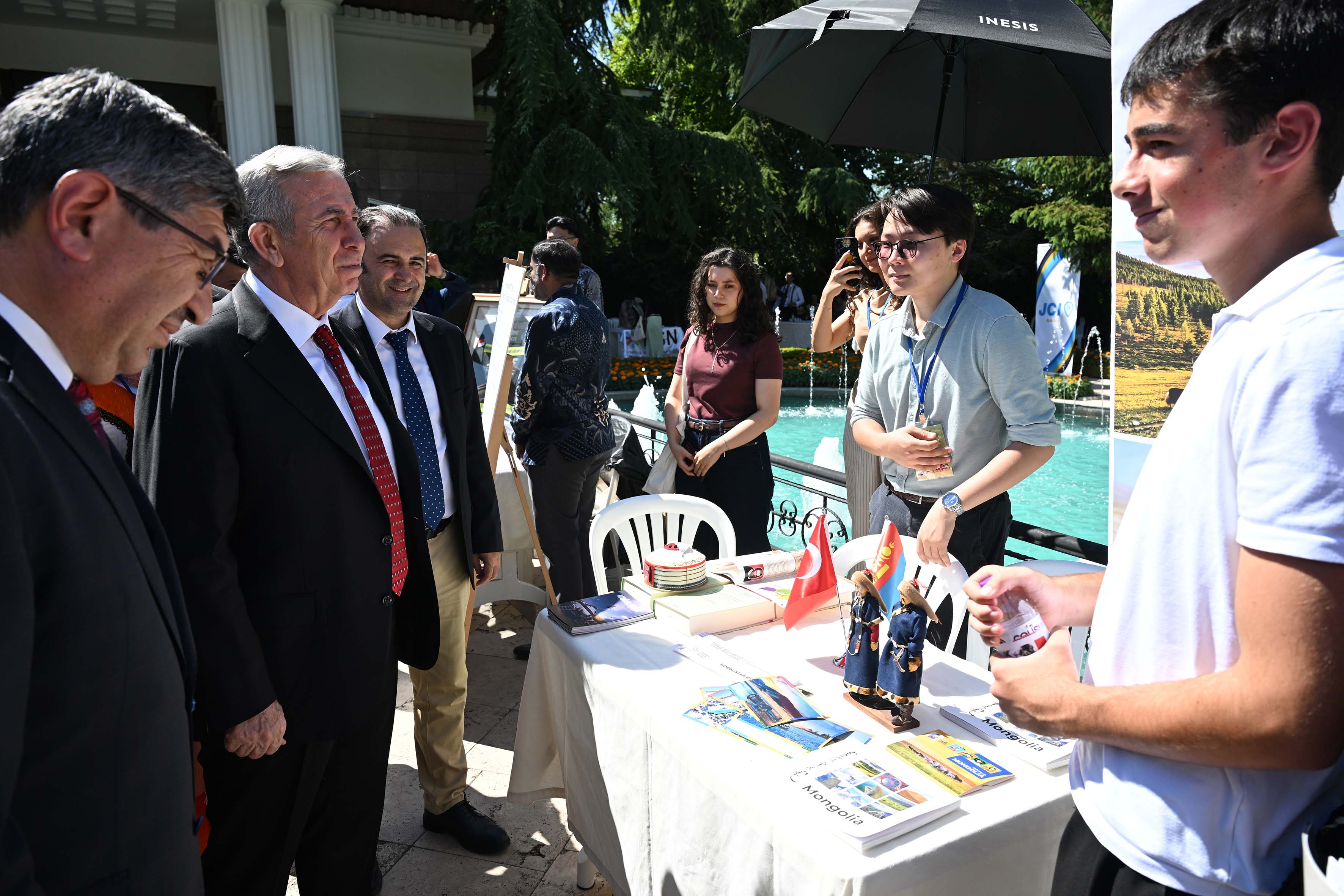 MANSUR YAVAŞ, “12 AĞUSTOS ULUSLARARASI GENÇLİK GÜNÜ BULUŞMASI”NA KATILDI