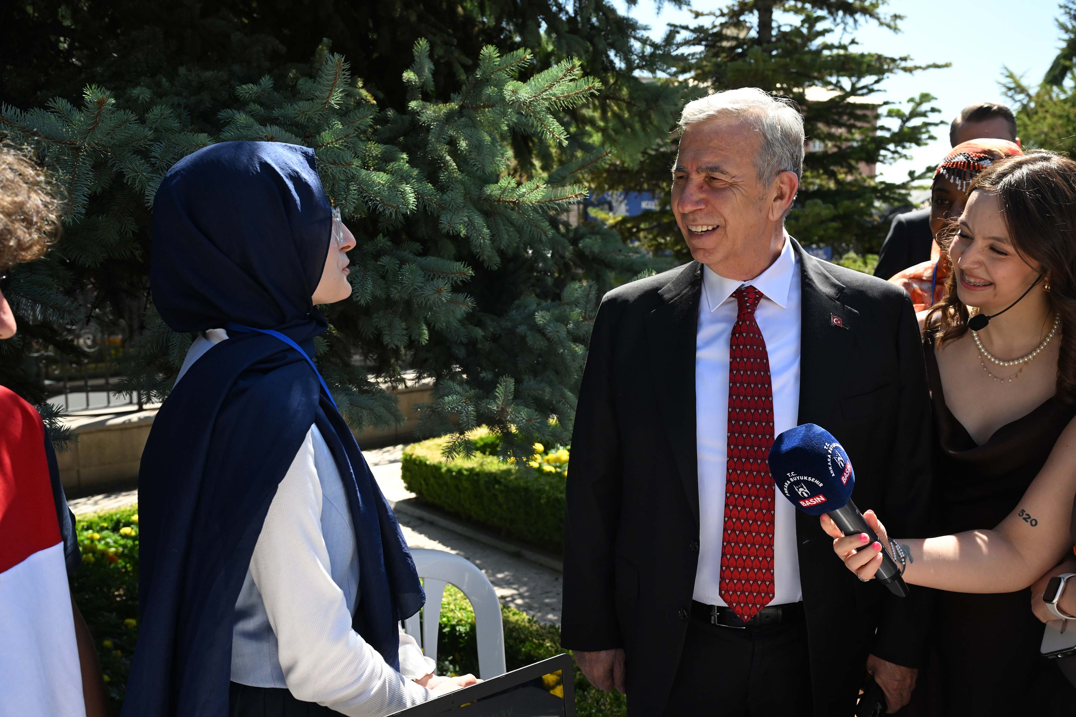 MANSUR YAVAŞ, “12 AĞUSTOS ULUSLARARASI GENÇLİK GÜNÜ BULUŞMASI”NA KATILDI
