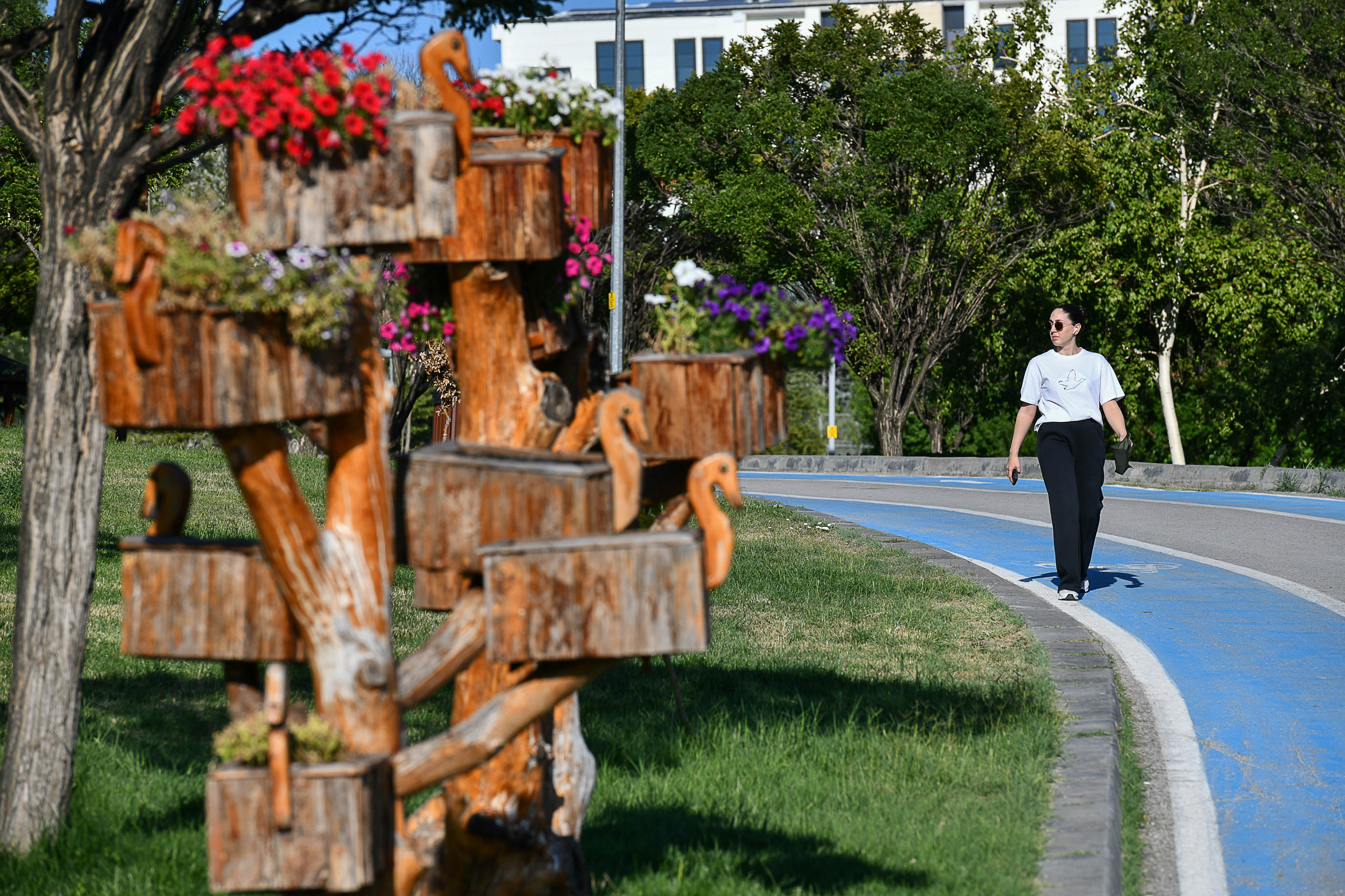 BAŞKENTLİLER YAZIN KEYFİNİ PARK VE REKREASYON ALANLARINDA ÇIKARIYOR