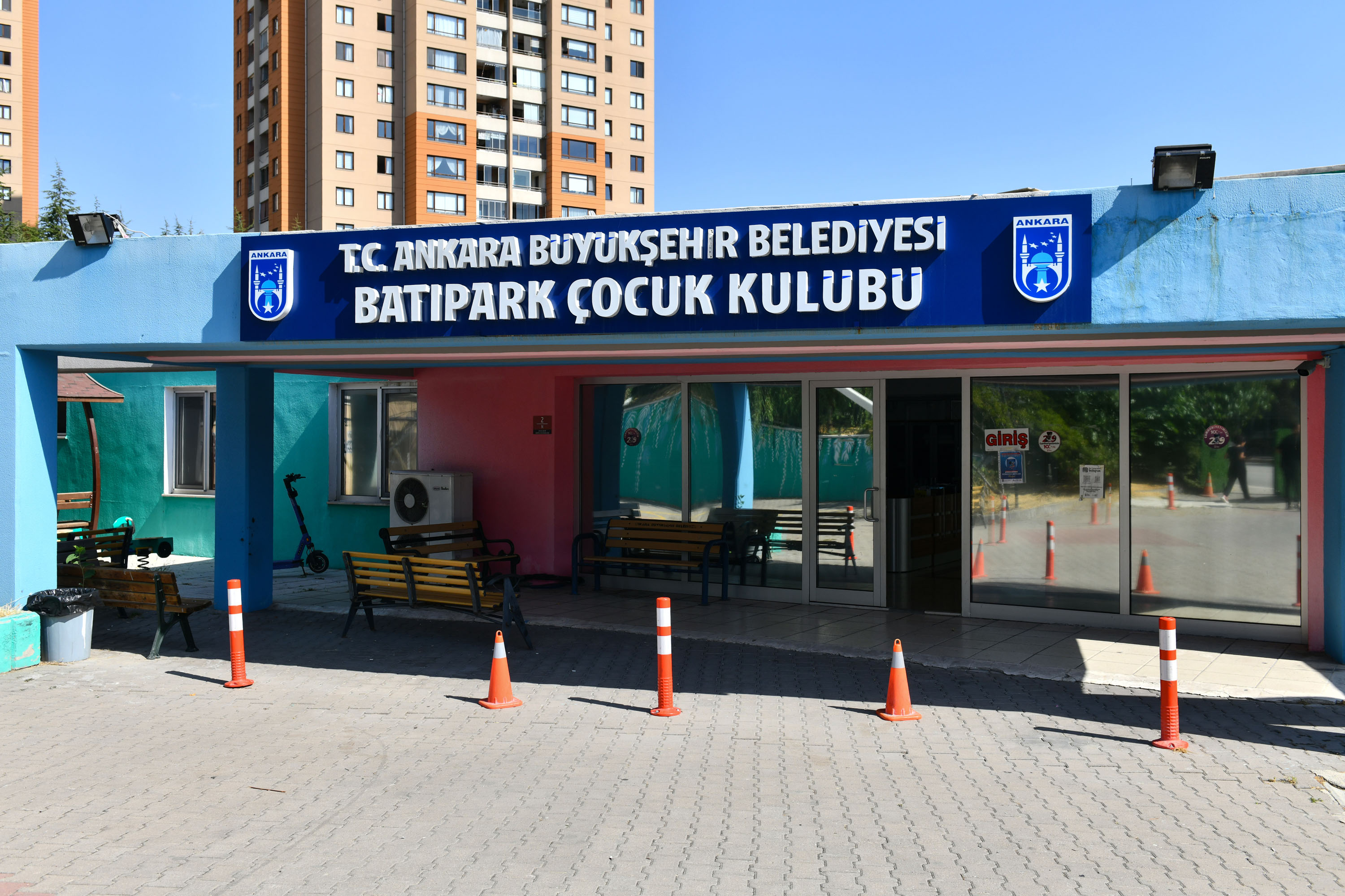 BAŞKENTLİ MİNİKLER ABB YAZ OKULU İLE EĞLENİRKEN ÖĞRENDİ: 14 FARKLI MERKEZDE DÜZENLENEN YAZ OKULLARINDAN 1800 ÇOCUK FAYDALANDI