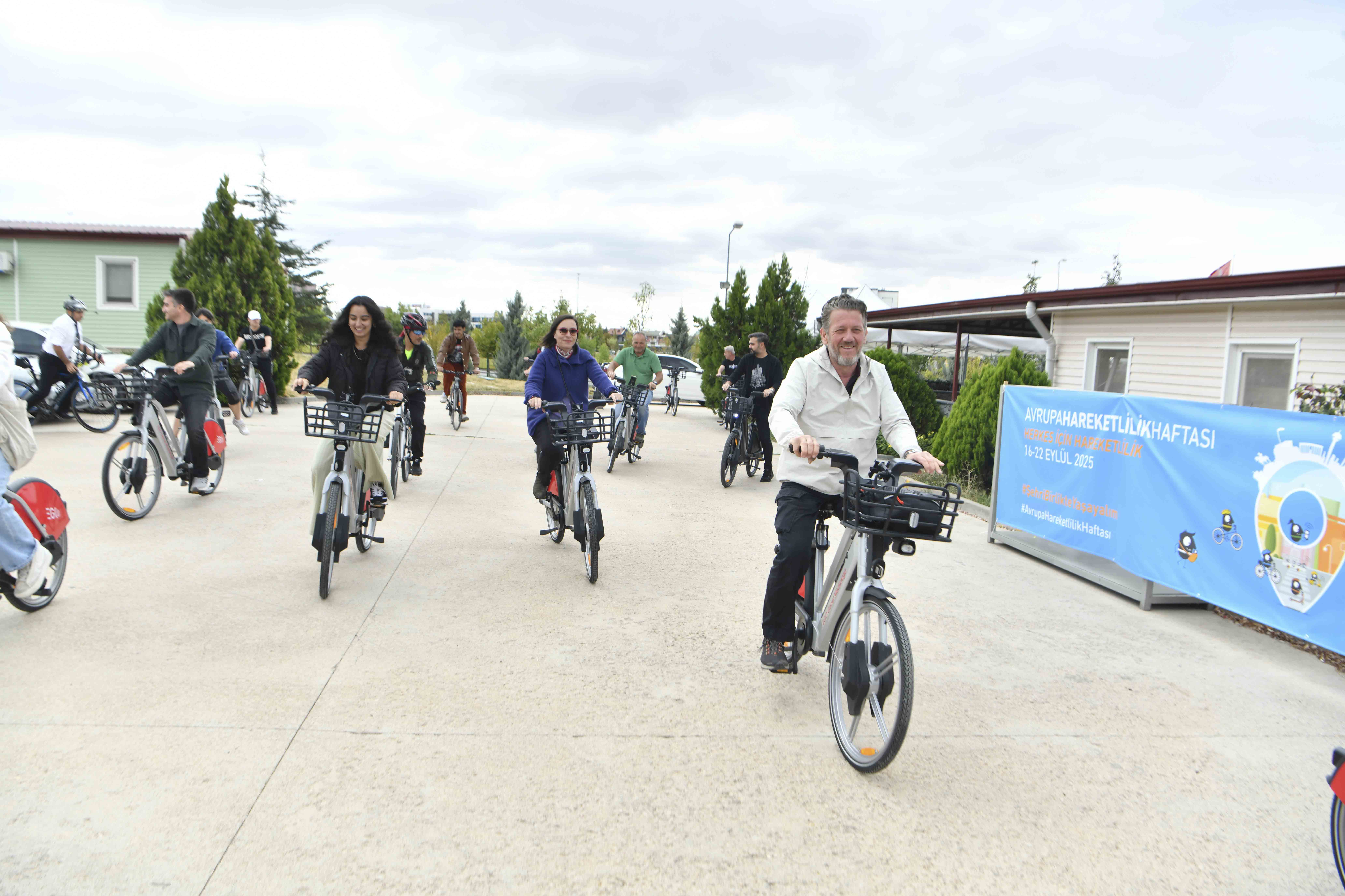 BAŞKENT’TE “HAREKETLİLİK” DEVAM EDİYOR