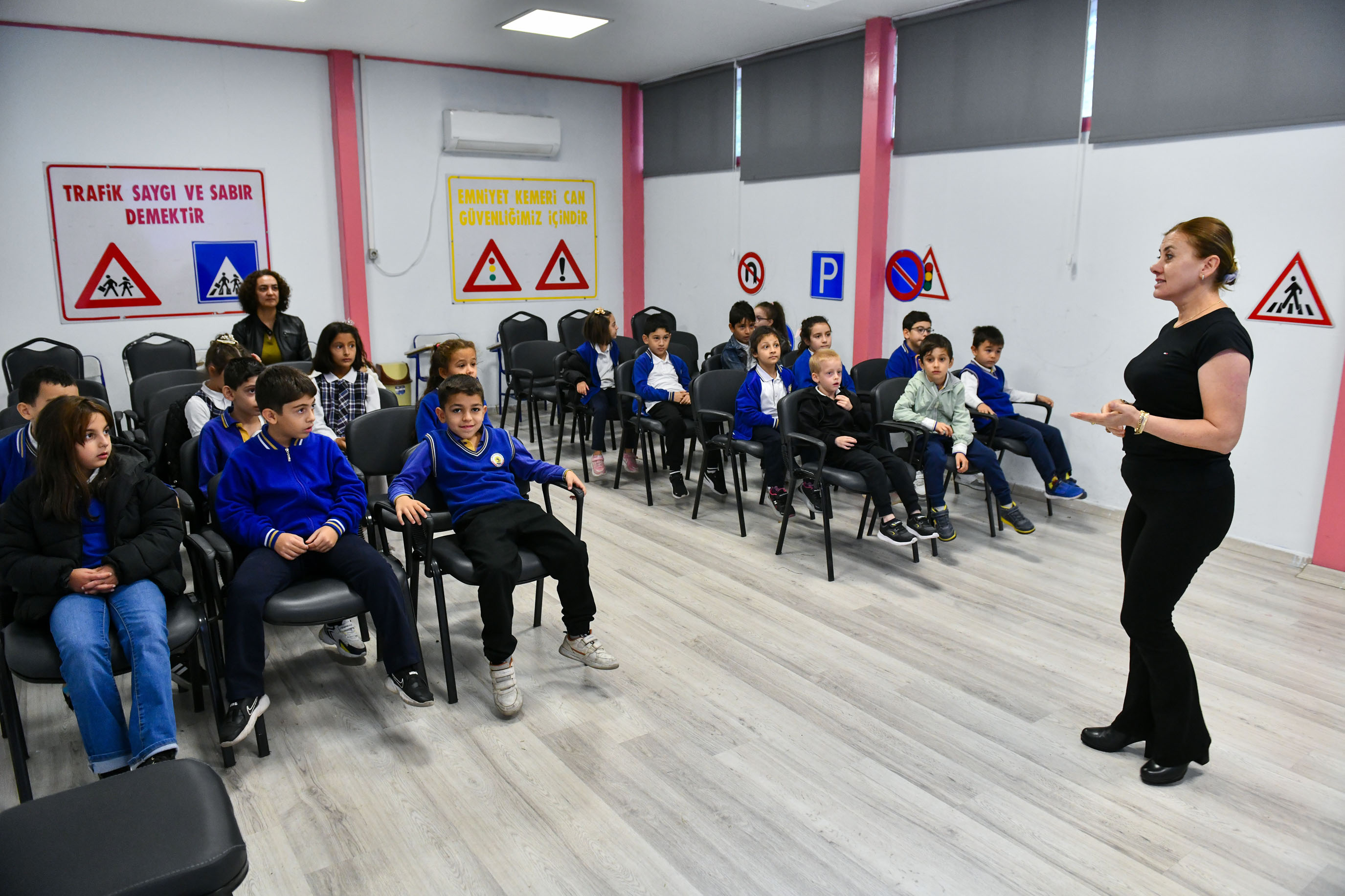 ANKARA BÜYÜKŞEHİR BELEDİYESİ’NDEN ÇOCUKLARA TRAFİK EĞİTİMİ