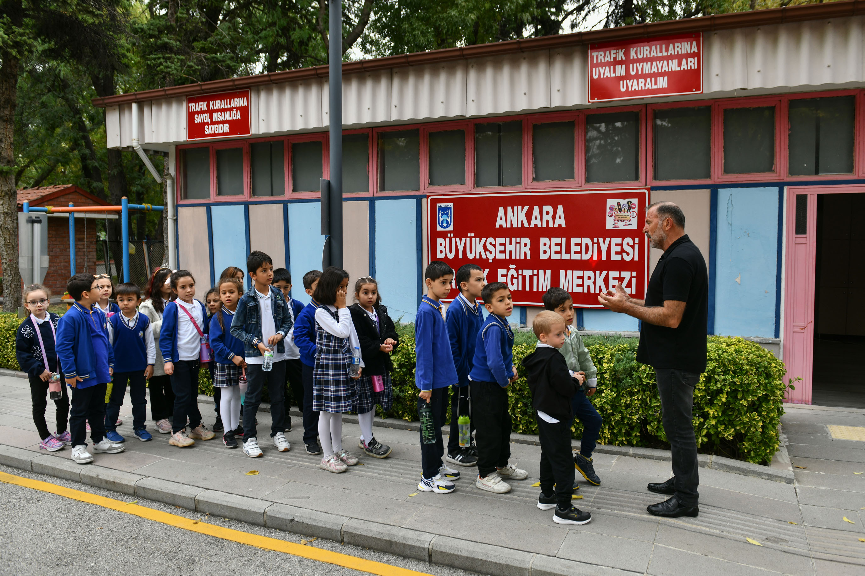 ANKARA BÜYÜKŞEHİR BELEDİYESİ’NDEN ÇOCUKLARA TRAFİK EĞİTİMİ