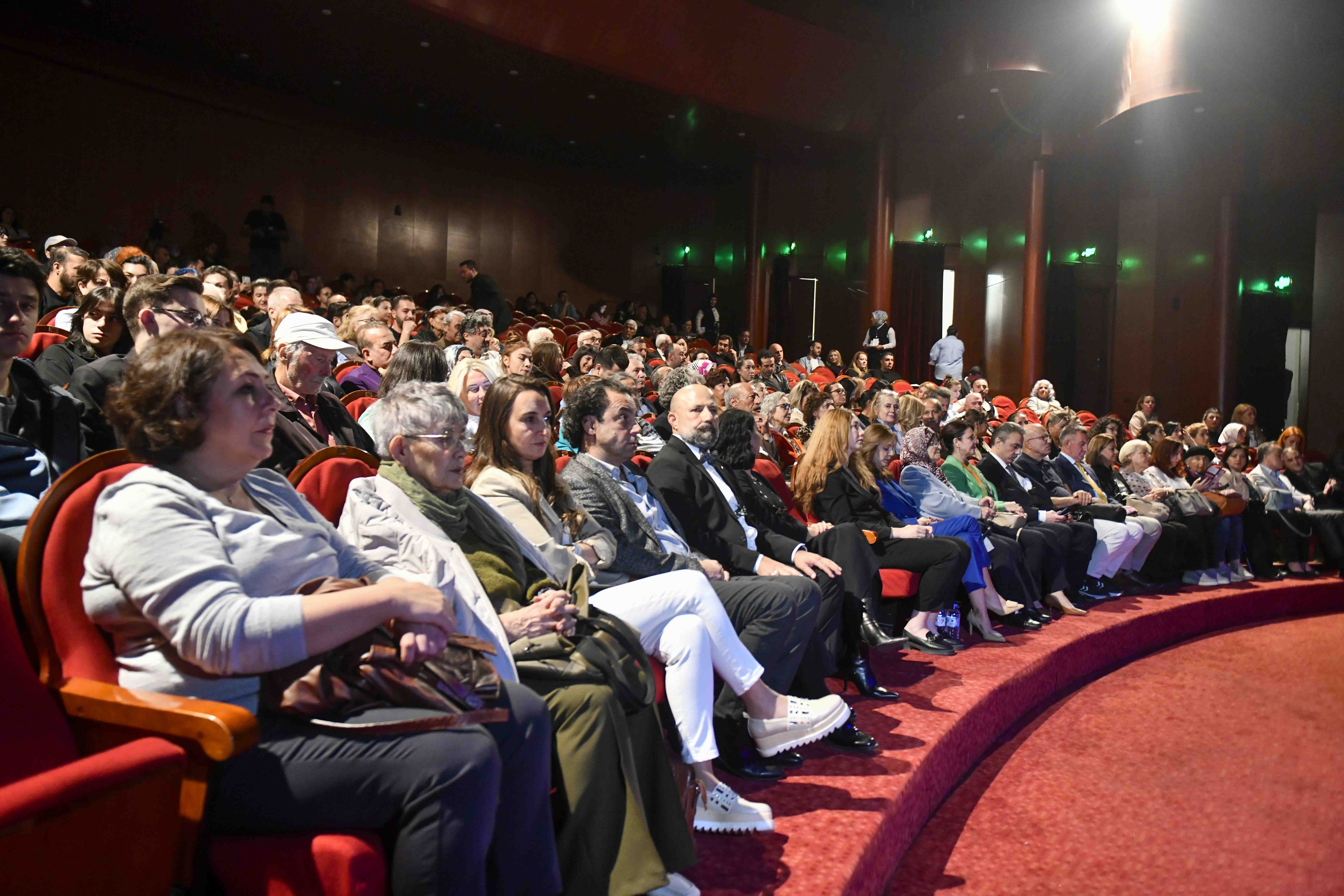 BAŞKENT’TE TİYATRO BULUŞMALARI BAŞLADI