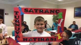 SATRANCIN MİNİK USTALARI