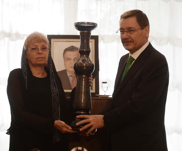 BÜYÜKELÇİ KARLOV’UN İSMİ, ARTIK YAŞADIĞI SOKAKTA