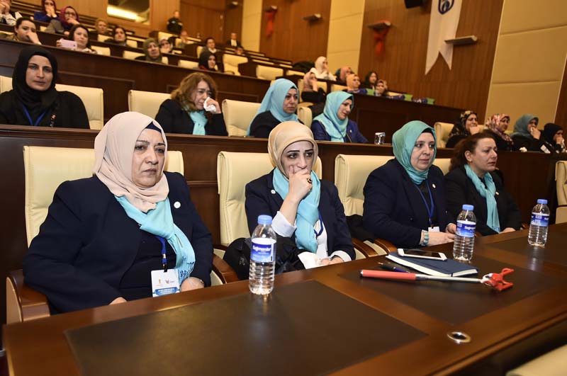 GÖKÇEK, ANLATTI KADINLAR GÖZYAŞLARINI TUTAMADI