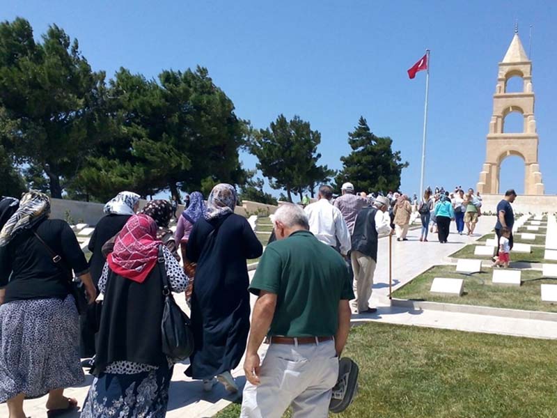 BÜYÜKŞEHİR’İN TATİL KAMPLARI, DOLUP TAŞIYOR