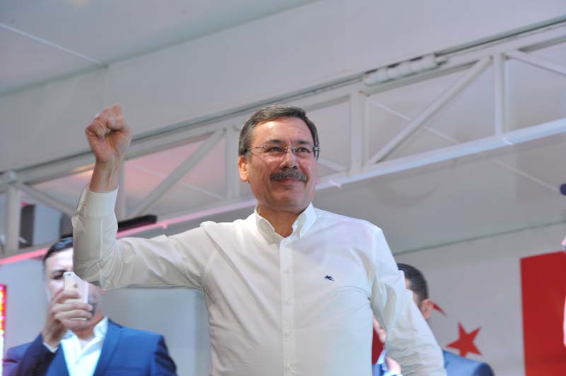 KIZILAY DEMOKRASİ MEYDANI’NDA 15. GÜN