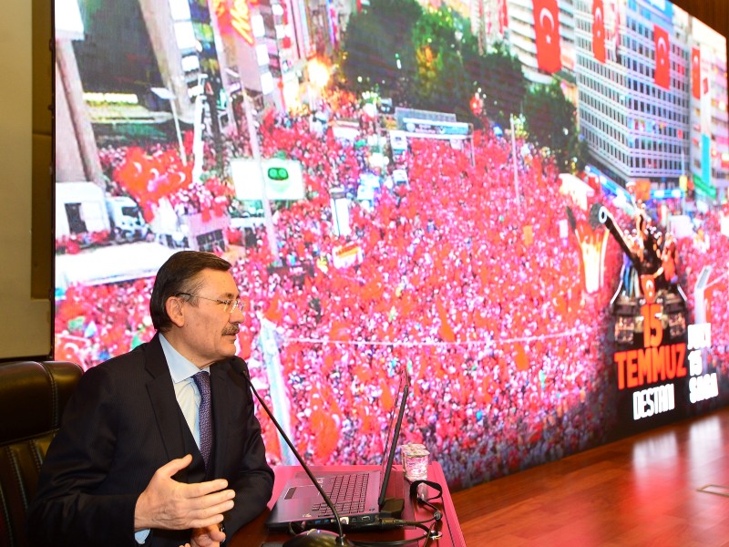 GÖKÇEK, GÖRÜNTÜLERLE ANLATTI, ŞOFÖRLER LANETLEDİ
