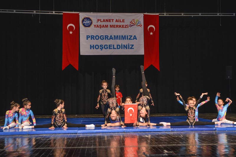 PLANET AİLE YAŞAM MERKEZİ ÜYELERİNİN YIL SONU ETKİNLİĞİ