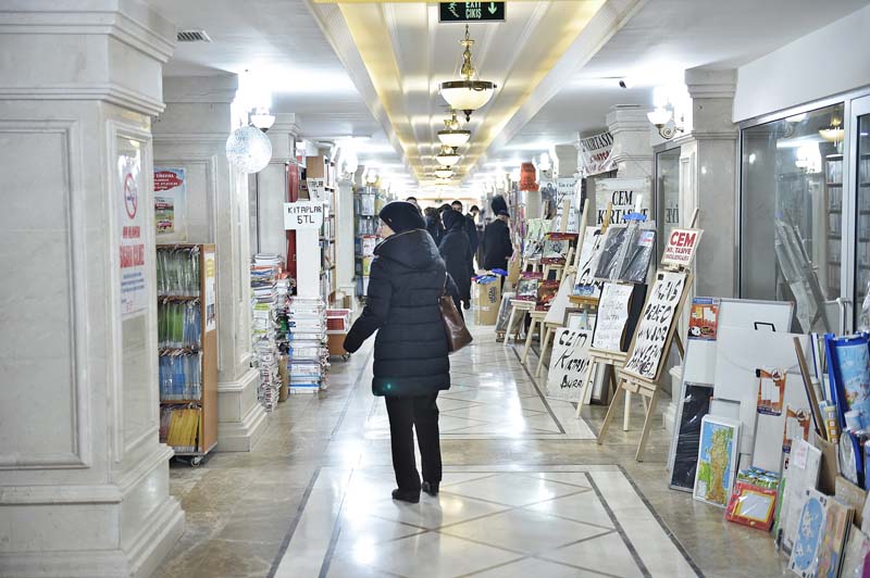 YENİLENEN “ZAFER ÇARŞISI”, ESKİ GÜNLERİNE DÖNÜYOR