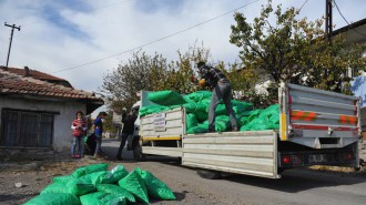 BÜYÜKŞEHİR’DEN İHTİYAÇ SAHİPLERİNE YAKACAK DESTEĞİ