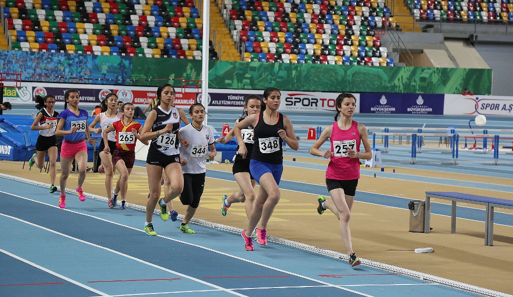 BÜYÜKŞEHİR SPORDA DA GÖĞÜSLERİ KABARTIYOR