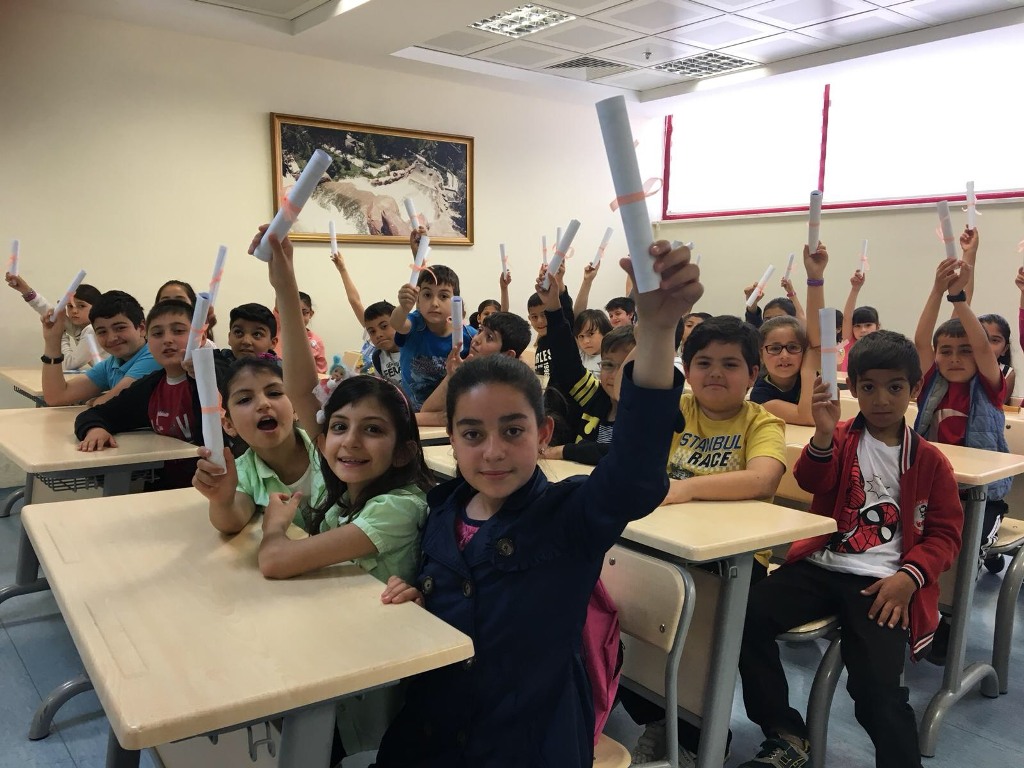 SATRANCIN MİNİK USTALARI