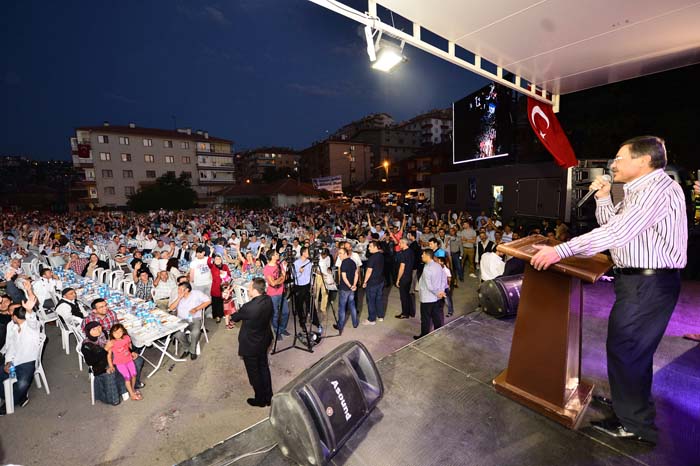 ÇANKAYA'DA 6 BİN KİŞİYLE "HALK İFTARI"