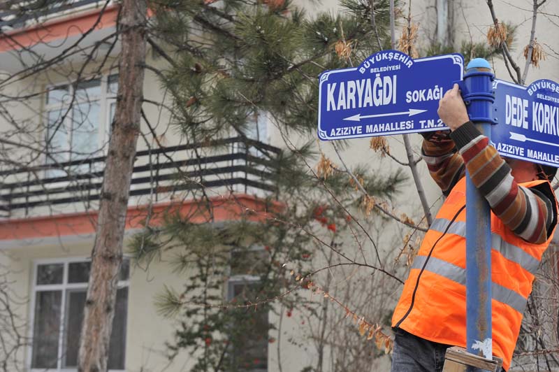 BÜYÜKELÇİ KARLOV’UN İSMİ, ARTIK YAŞADIĞI SOKAKTA