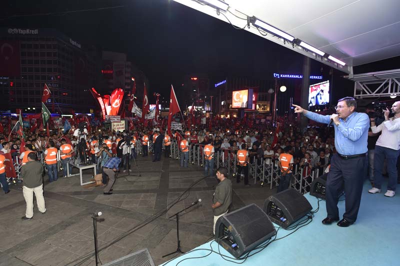 DEMOKRASİ NÖBETİ 7. GÜNÜNDE
