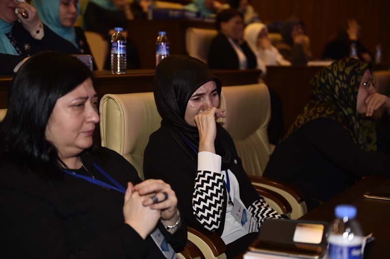 GÖKÇEK, ANLATTI KADINLAR GÖZYAŞLARINI TUTAMADI
