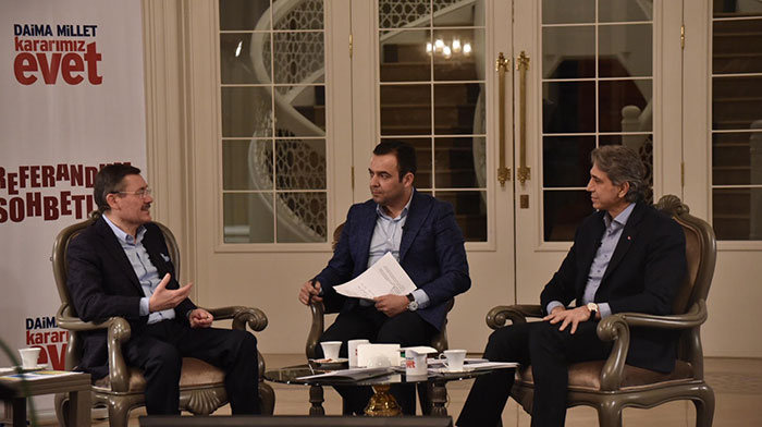 BAŞKAN GÖKÇEK, FACEBOOK CANLI YAYININA KONUK OLDU