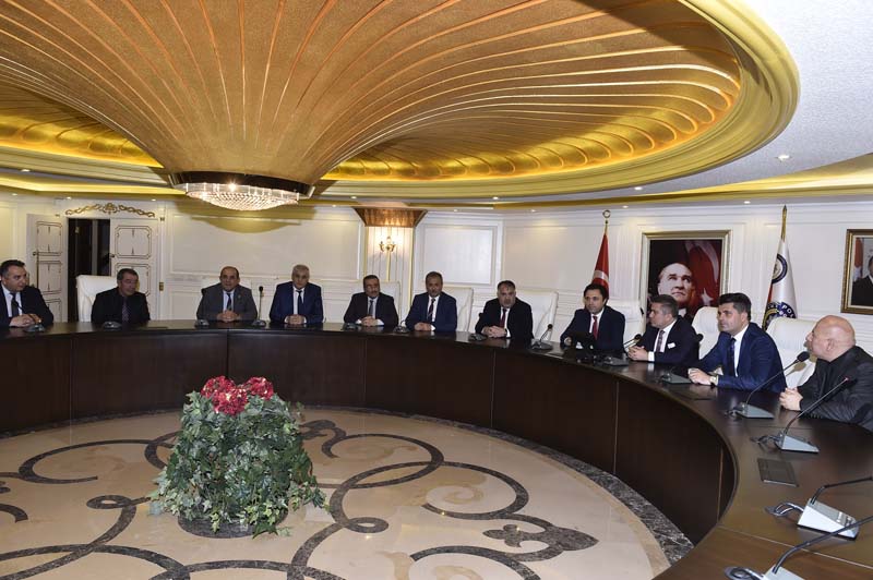 ZABITADAN EMNİYET MÜDÜRLÜĞÜNE TAZİYE ZİYARETİ