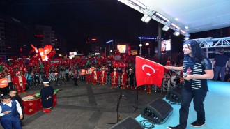 KIZILAY DEMOKRASİ MEYDANI’NDA 15. GÜN
