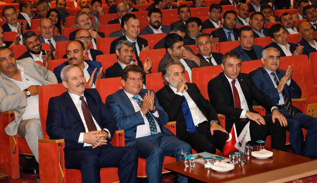 BAŞKAN TUNA’DAN İŞ DÜNYASI’NA SEÇİM MESAJLARI