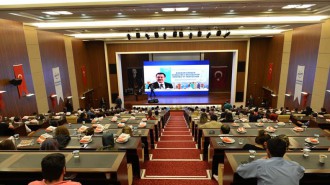 GÖKÇEK, GENÇLERE KENTSEL DÖNÜŞÜM PROJELERİNİ ANLATTI