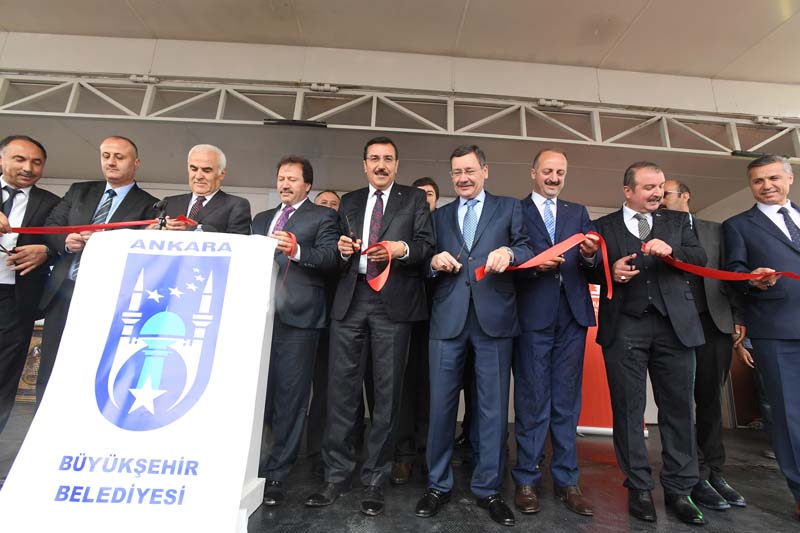TÜRKİYE'NİN EN BÜYÜK MOBİLYA AVM'Sİ AÇILDI