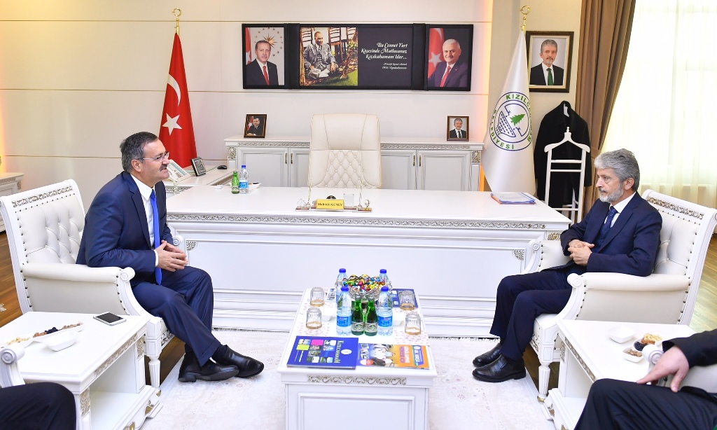 BAŞKAN TUNA İLÇE ZİYARETLERİNE DEVAM EDİYOR