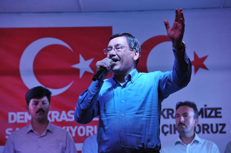 DEMOKRASİ NÖBETİ 7. GÜNÜNDE