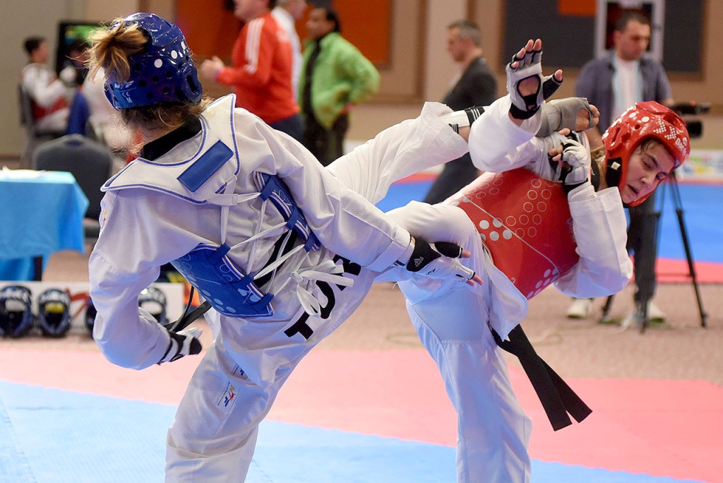 BÜYÜKŞEHİR SPORDA DA GÖĞÜSLERİ KABARTIYOR