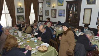 BÜYÜKŞEHİR’DEN YAŞLILARA “KALE KAHVALTISI”