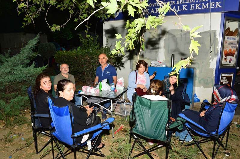 DEMOKRASİ NÖBETİ 7. GÜNÜNDE