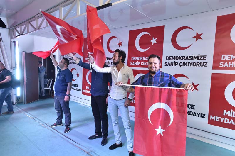 DEMOKRASİ NÖBETİ 7. GÜNÜNDE