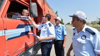 BÜYÜKŞEHİR’DEN ÇEVRE İLÇELERE BİR DESTEK DAHA